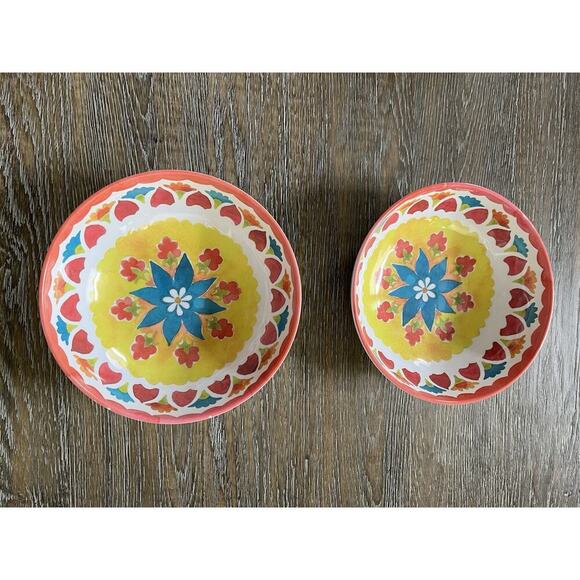 Tommy Bahama Coral Yellow Floral Medallion MELAMINE Salad Bowls Set Of 2 10” - Picture 1 of 3